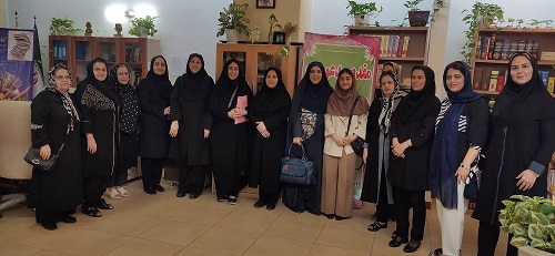 نشست تخصصی کتاب خوان مدیران زن شهرستان رامسر در هفته دولت